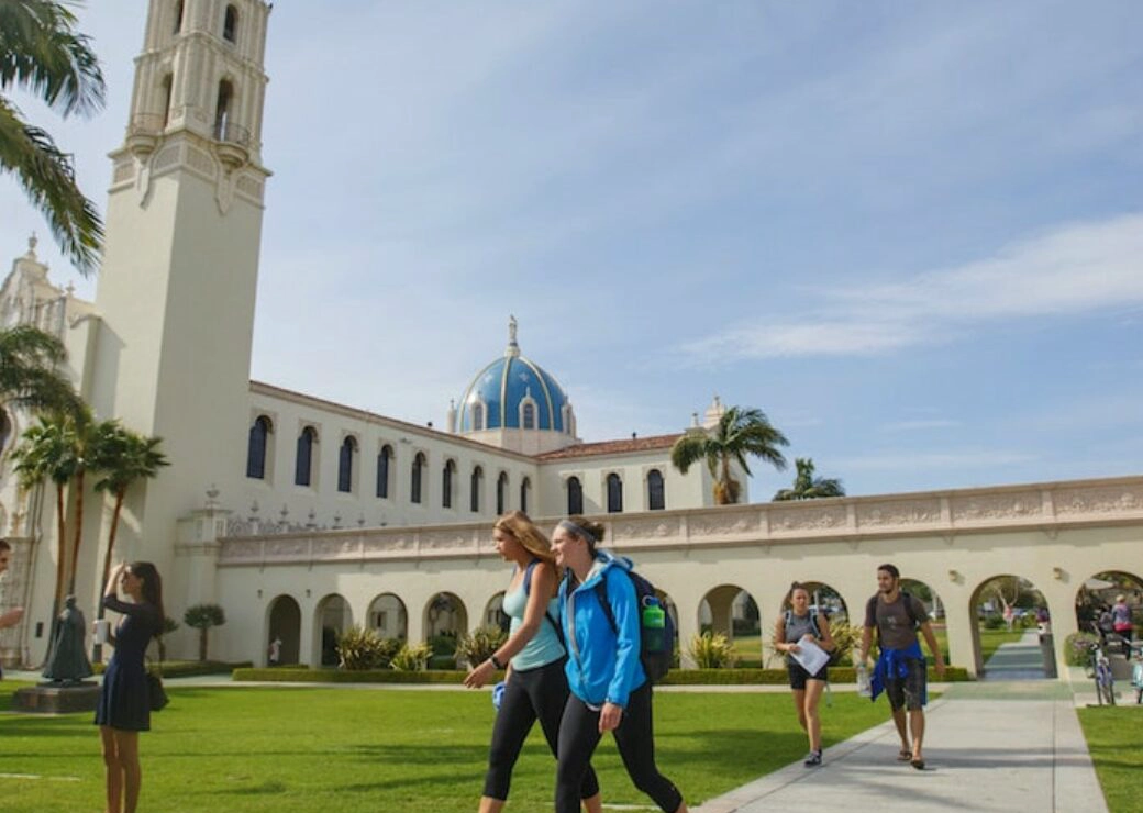 圣地亚哥大学