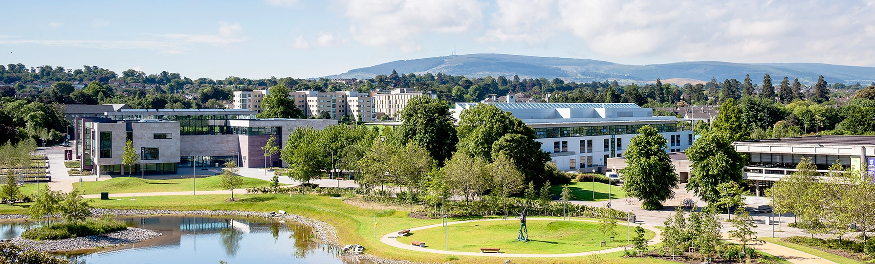 都柏林大学学院