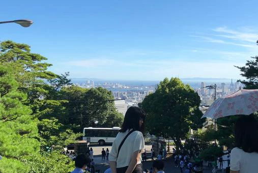 神戸松蔭女子学院大学