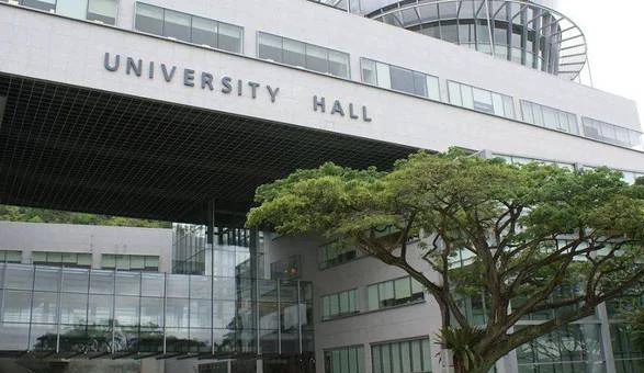 新加坡国立大学