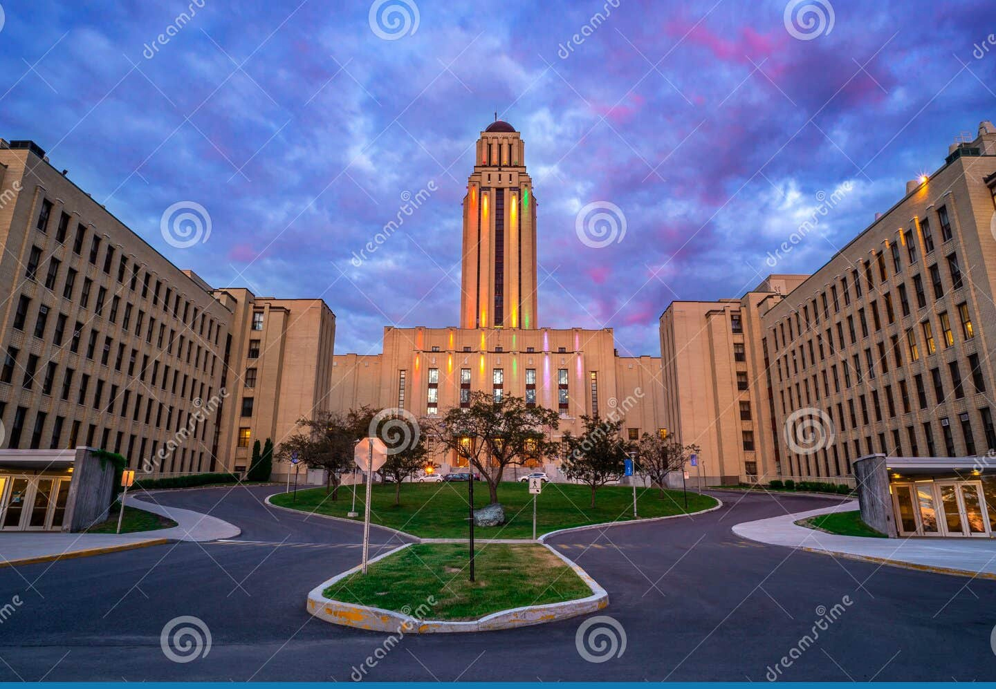 蒙特利尔大学