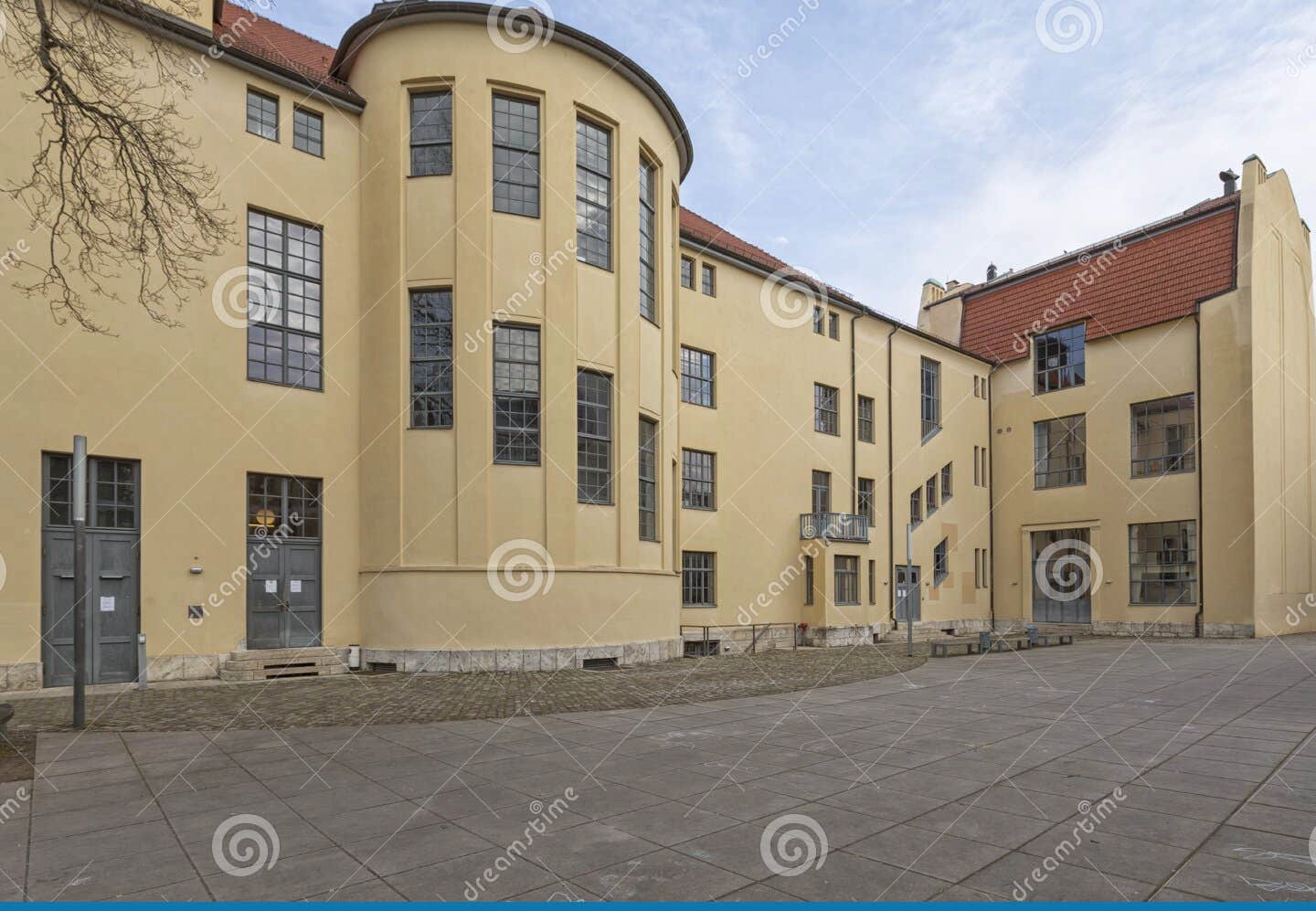 魏玛包豪斯大学