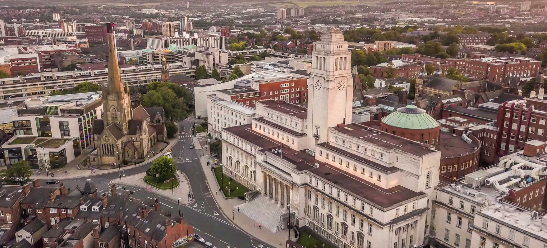 利兹大学