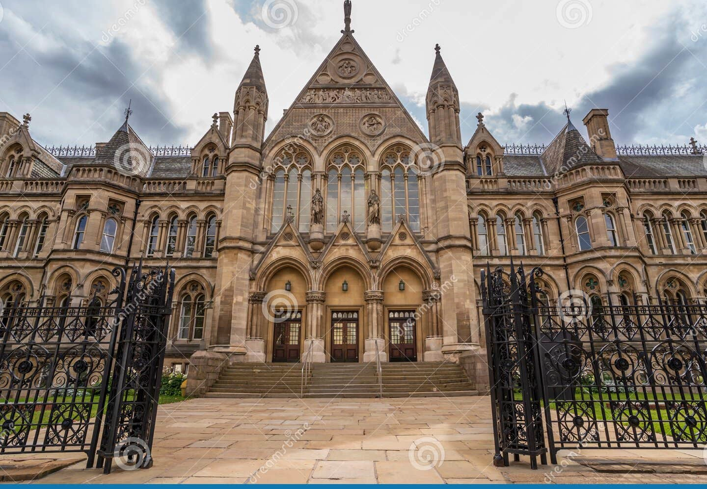 诺丁汉特伦特大学