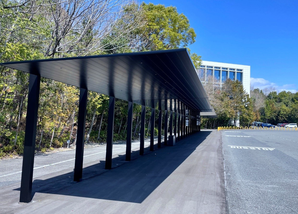 名古屋商科大学