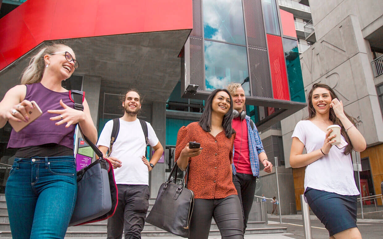 澳大利亚斯威本大学