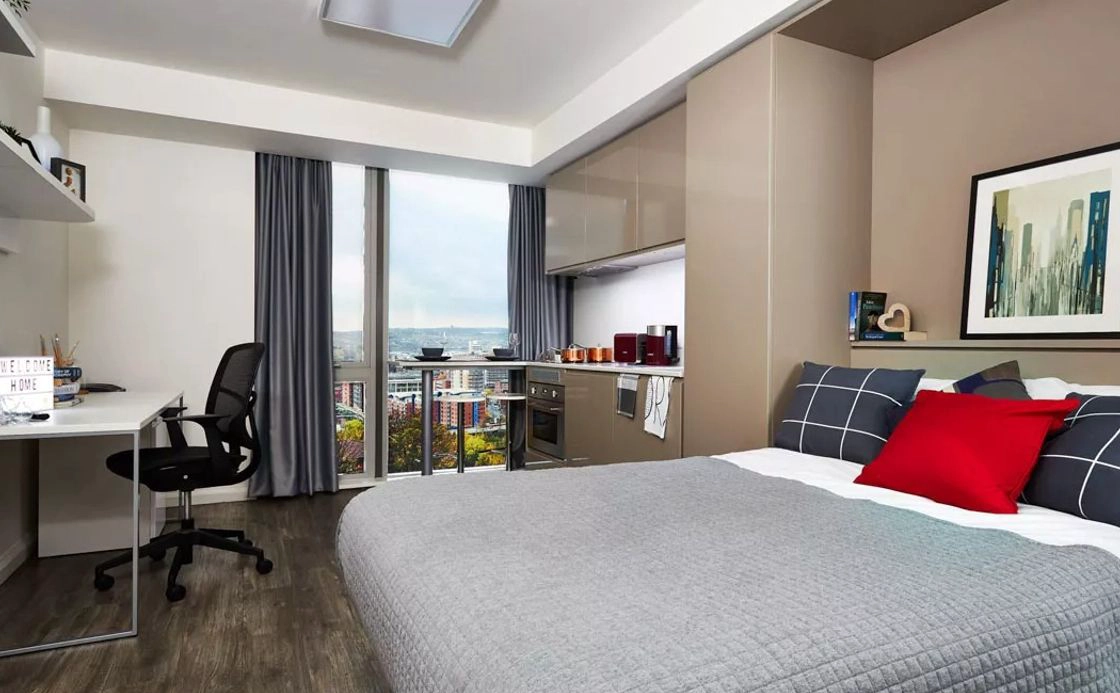 谢菲尔德哈勒姆大学