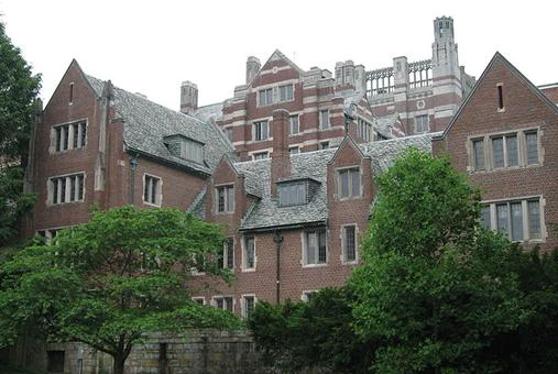 明尼苏达大学