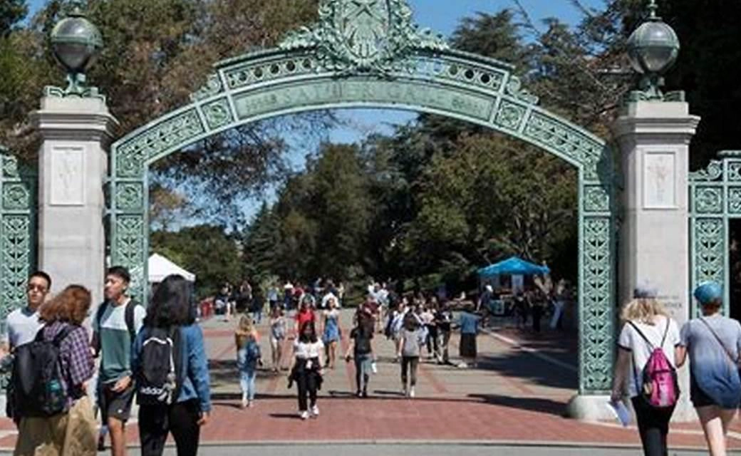 奥克兰理工大学