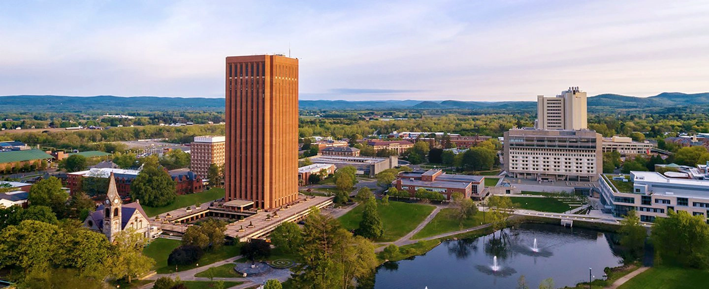 马萨诸塞州大学