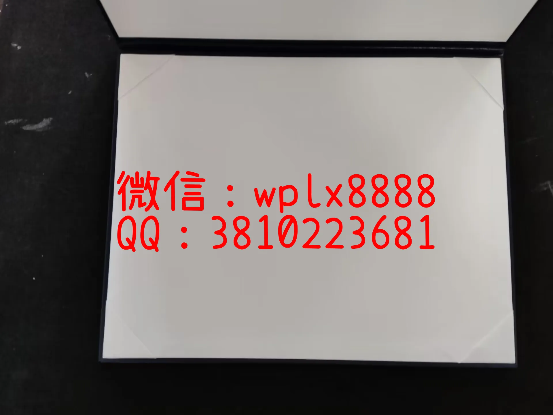 曼彻斯特大学毕业证壳子-内页